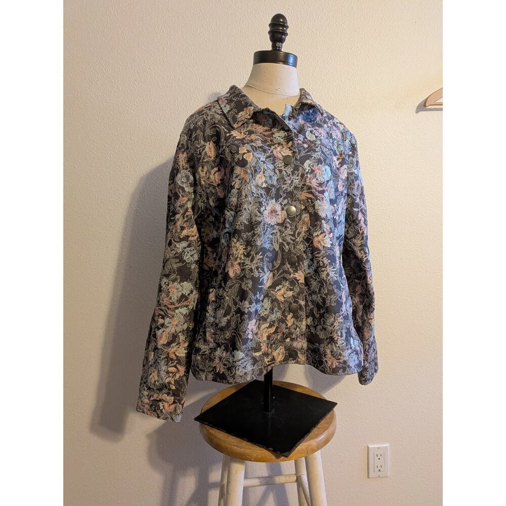 Christopher banks floral embroidered jacket‎ size XL